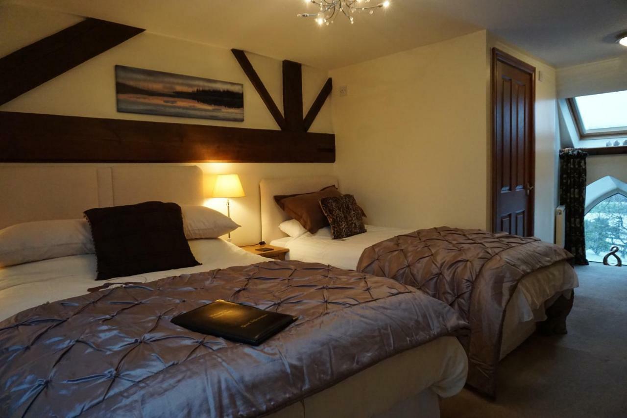 Chapel Croft Guest House Biddulph  外观 照片